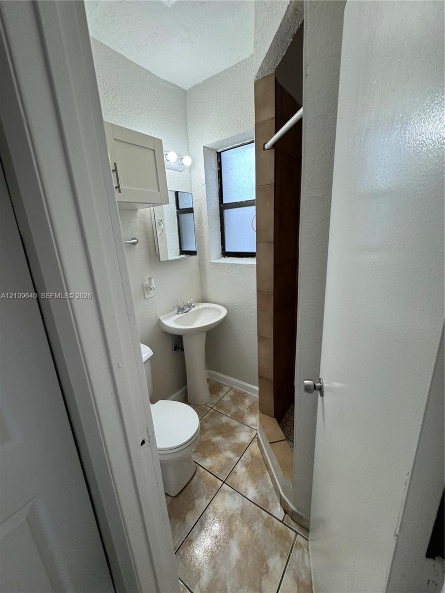 17325 Homestead Avenue 4 Property Photo 7