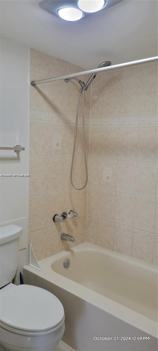 3475 N Country Club Drive 319 Property Photo 18