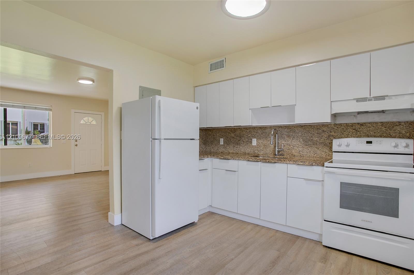 463 Florida Boulevard 463 Property Photo 6
