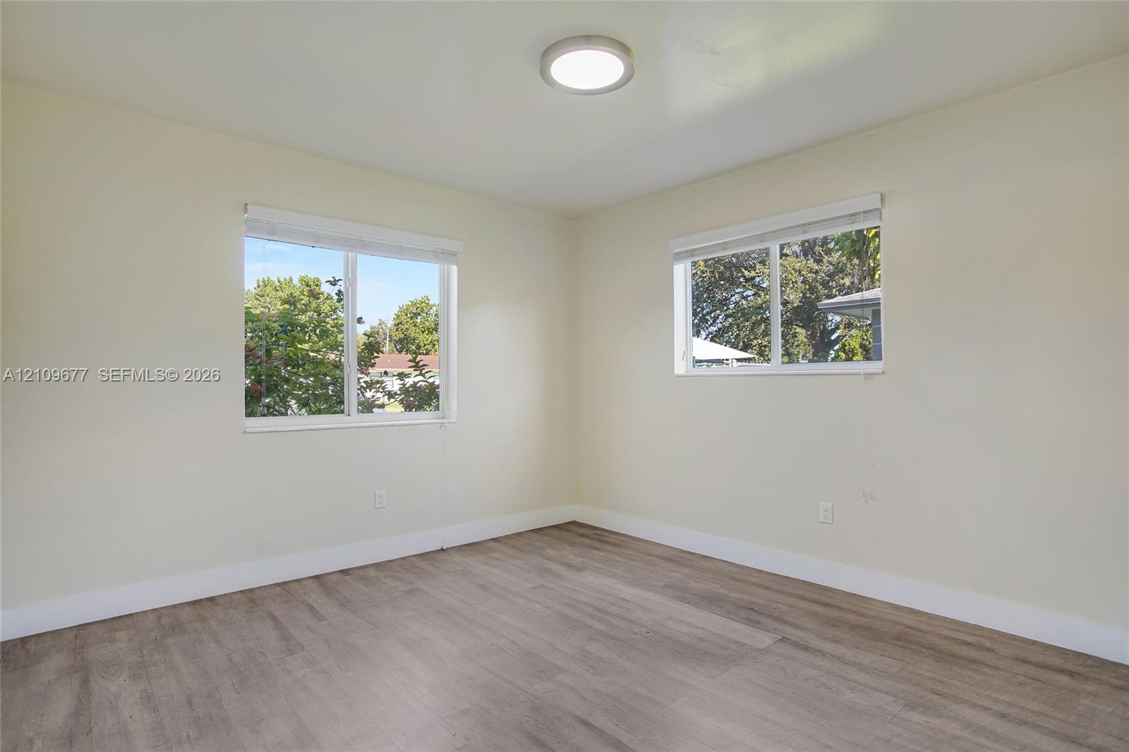 463 Florida Boulevard 463 Property Photo 10