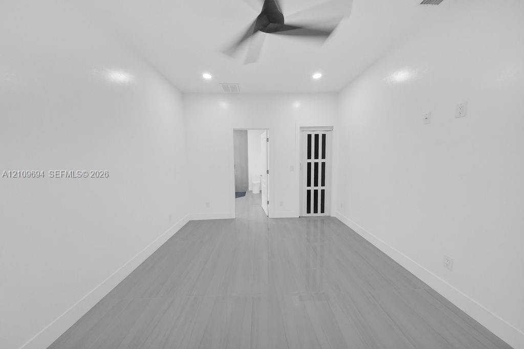 607 W 6th Street Property Photo 14