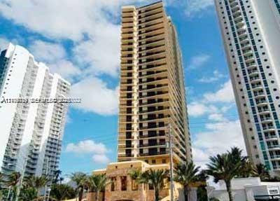 16275 Collins Avenue 1704 Property Photo 3