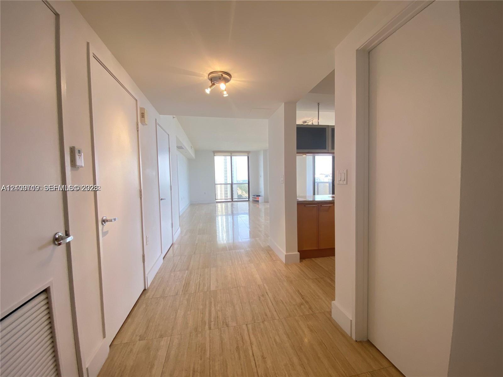 16275 Collins Avenue 1704 Property Photo 4
