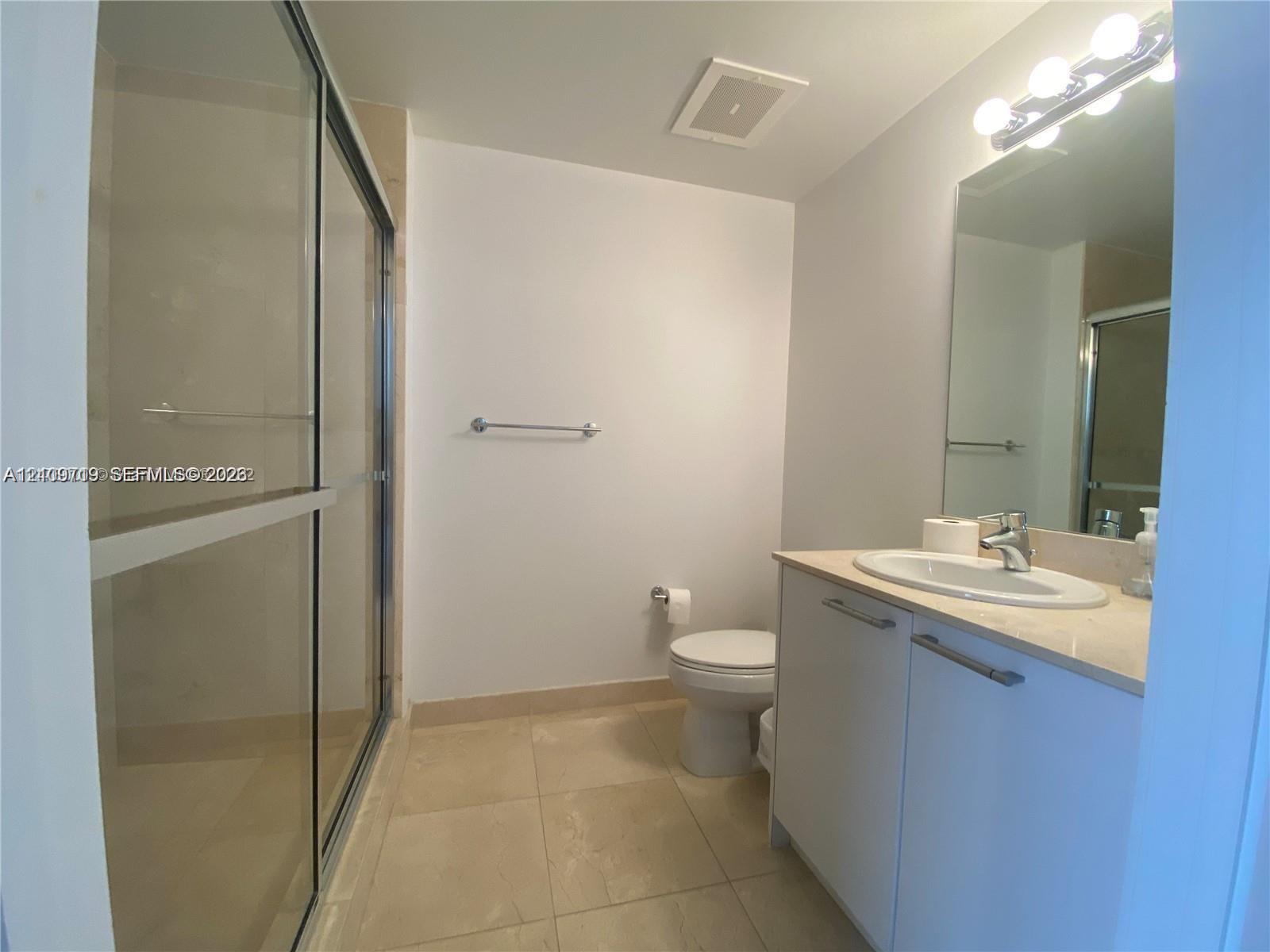 16275 Collins Avenue 1704 Property Photo 22