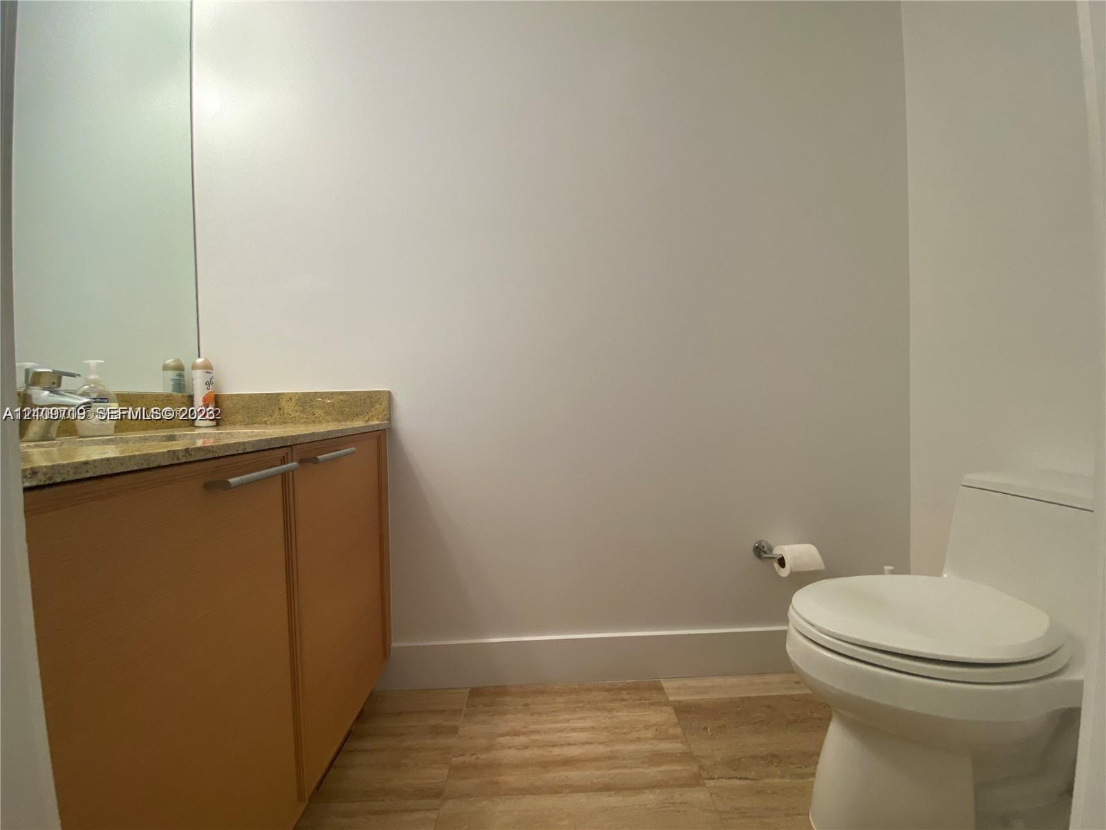 16275 Collins Avenue 1704 Property Photo 24