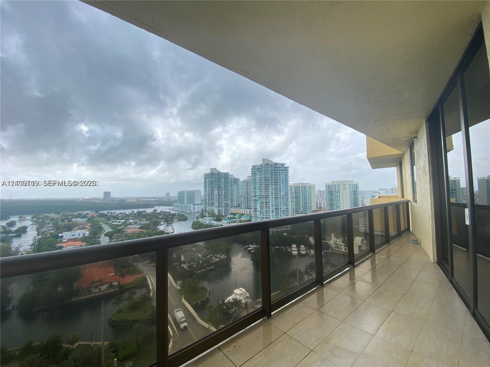 16275 Collins Avenue 1704 Property Photo 30