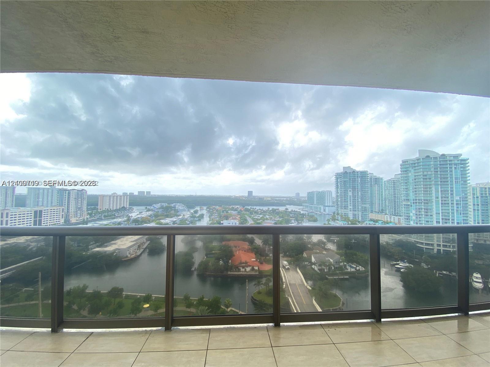 16275 Collins Avenue 1704 Property Photo 31