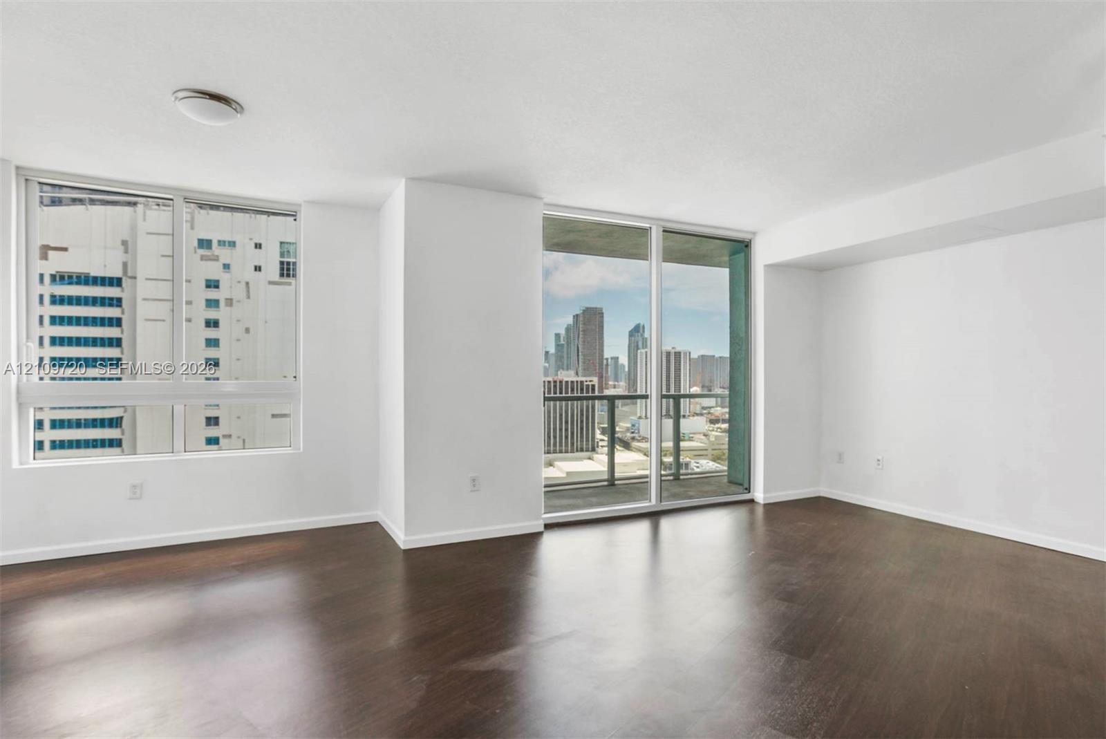 1900 N Bayshore Drive 2919 Property Photo 6