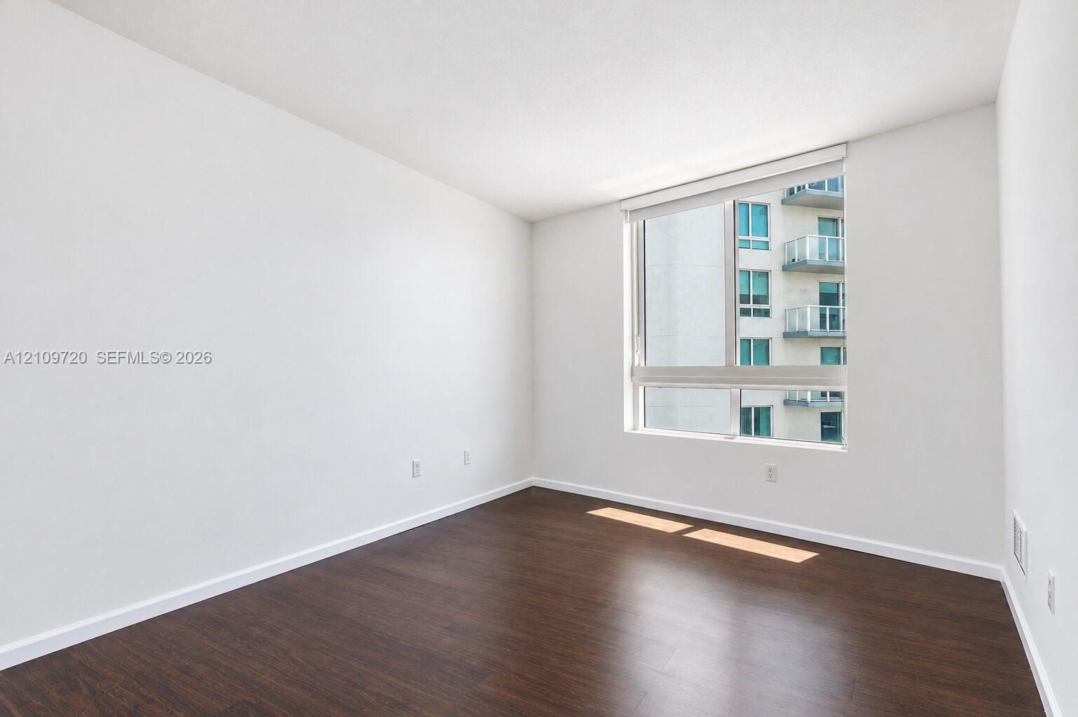 1900 N Bayshore Drive 2919 Property Photo 13