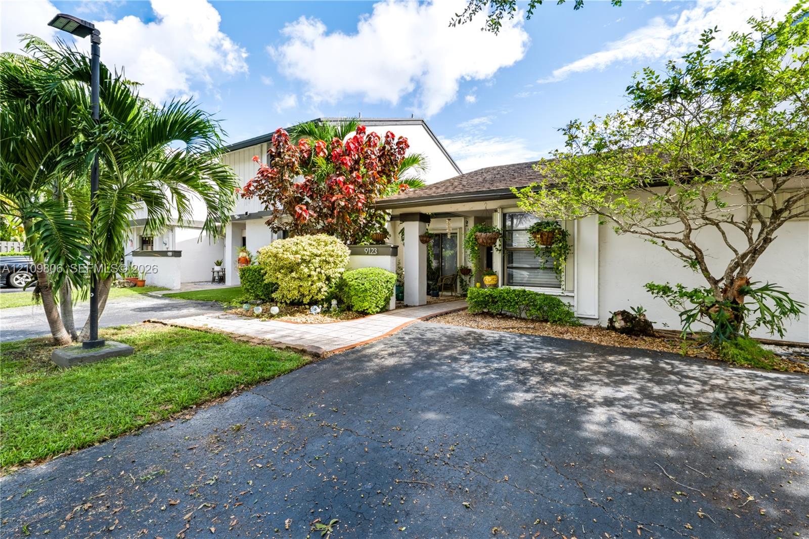9123 Sw 117th Court Property Photo 1