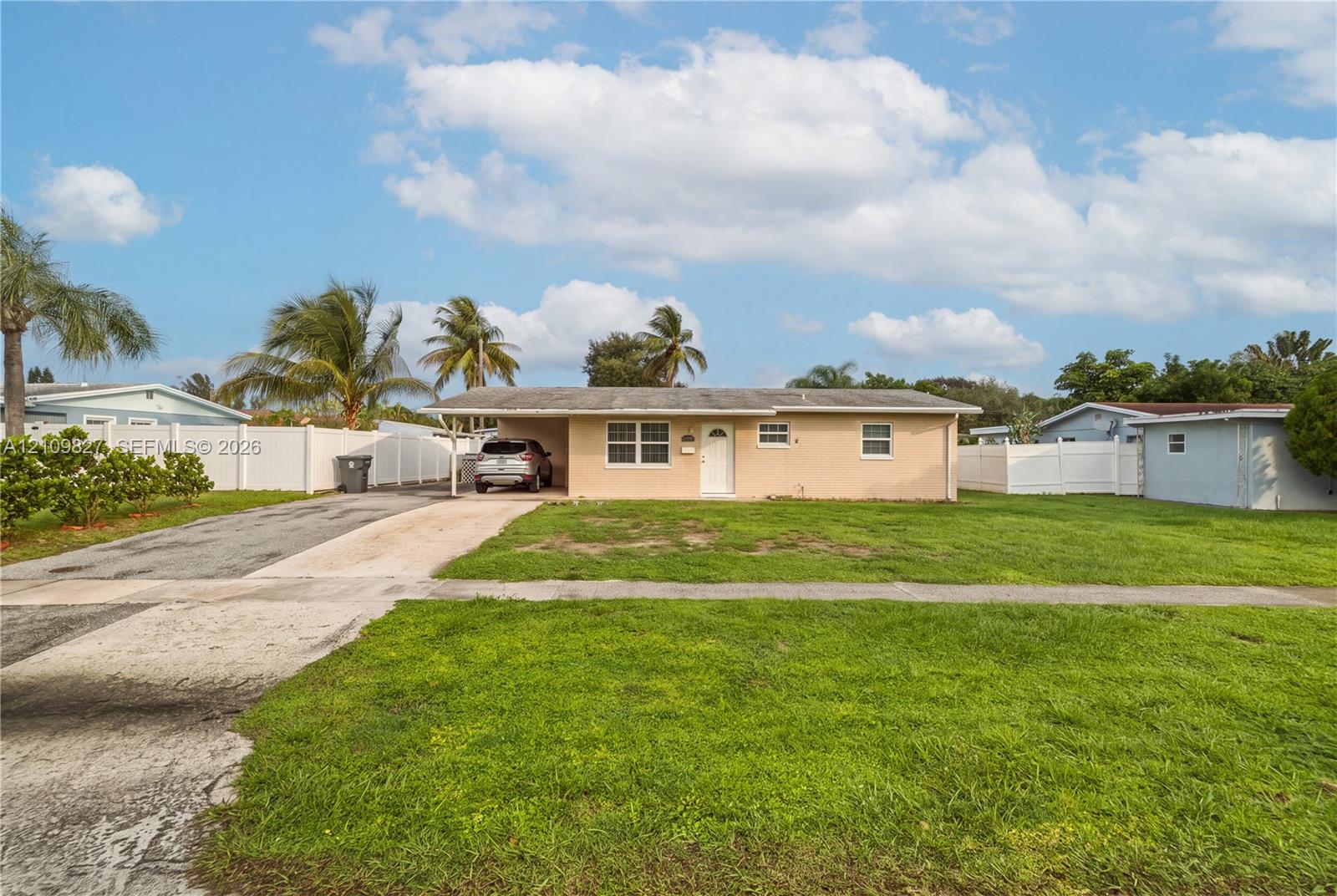 3351 Florida Boulevard Property Photo 1