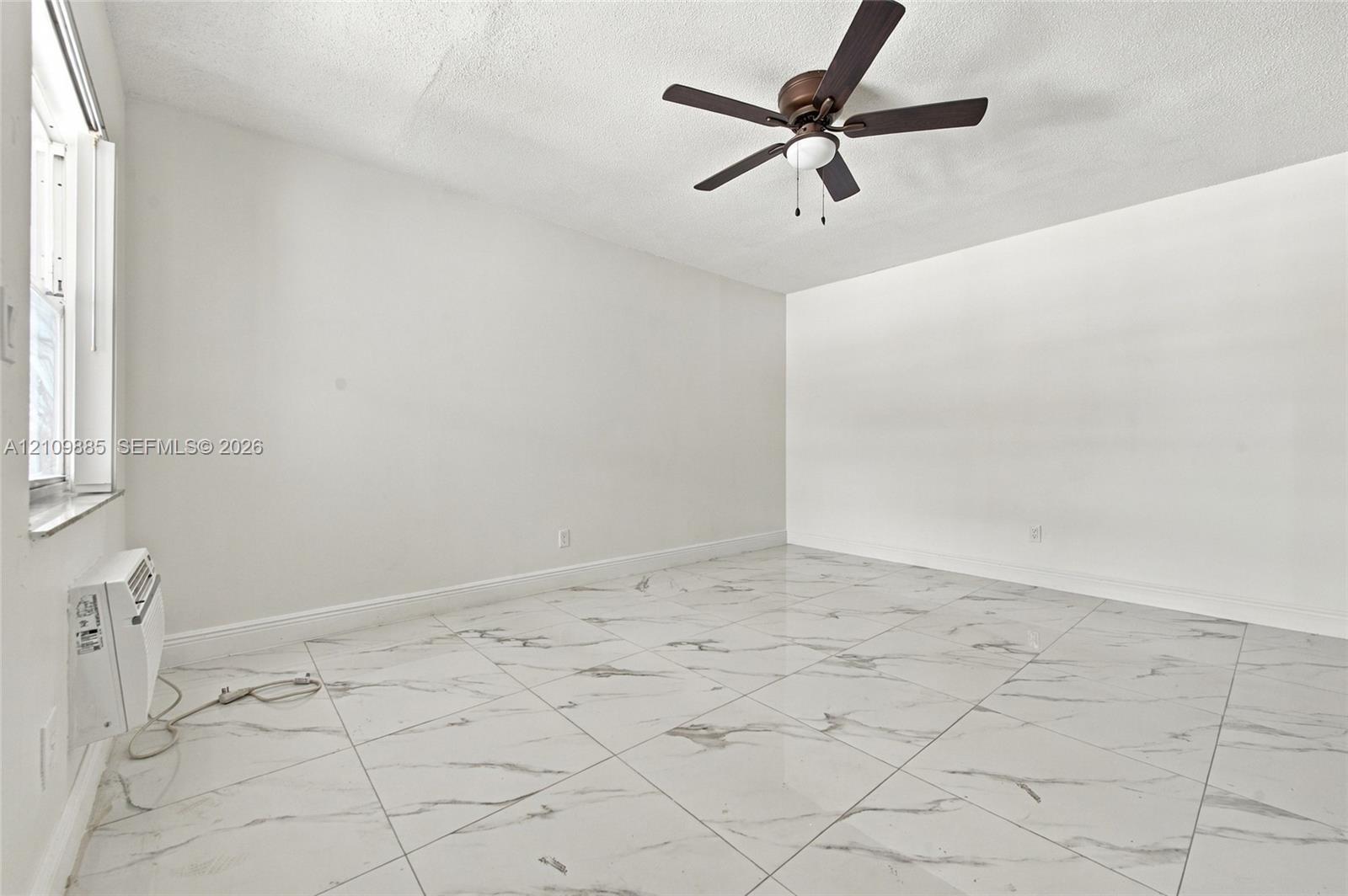 1921 Sw 69th Avenue 209 Property Photo 5