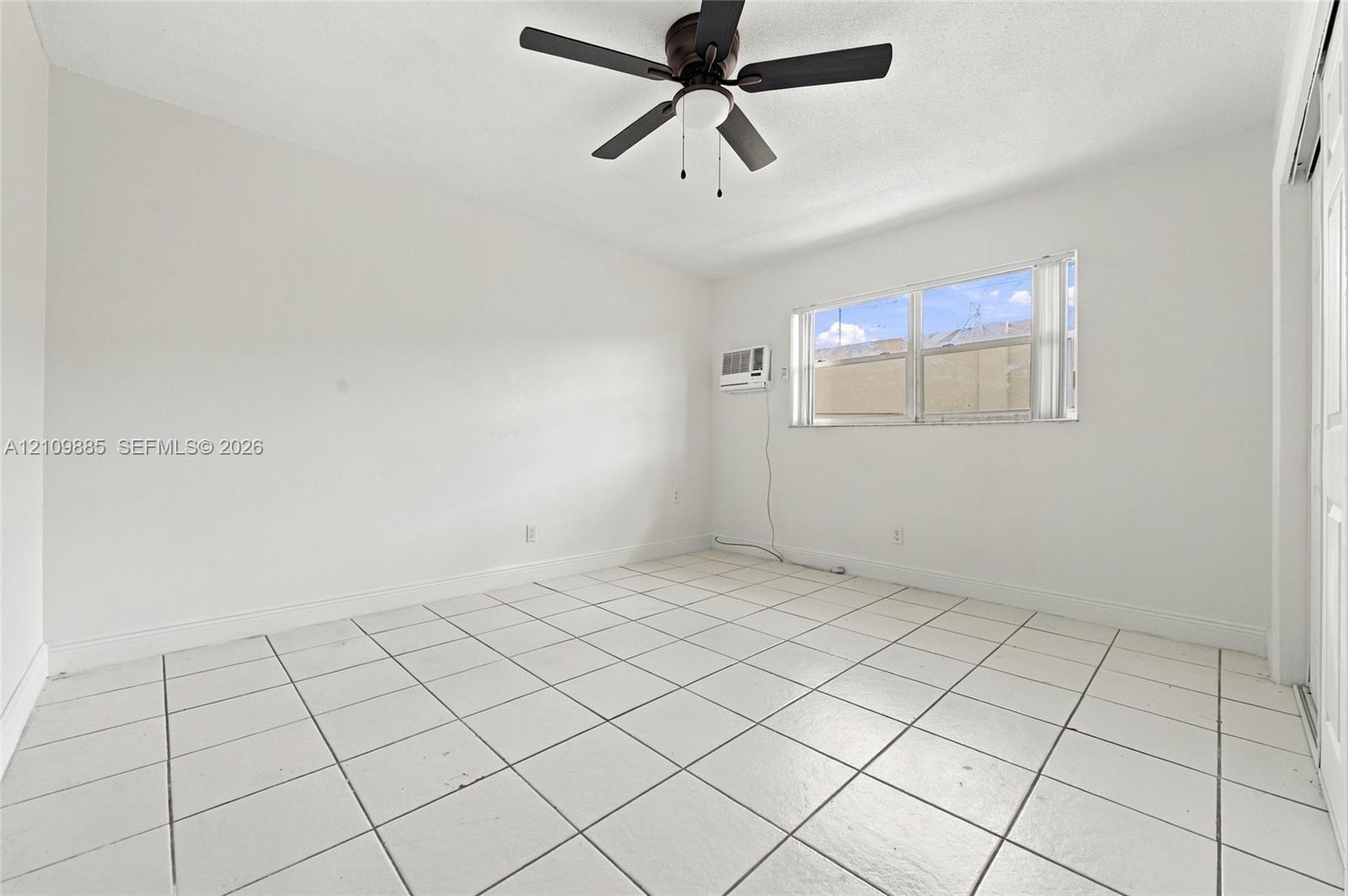 1921 Sw 69th Avenue 209 Property Photo 17