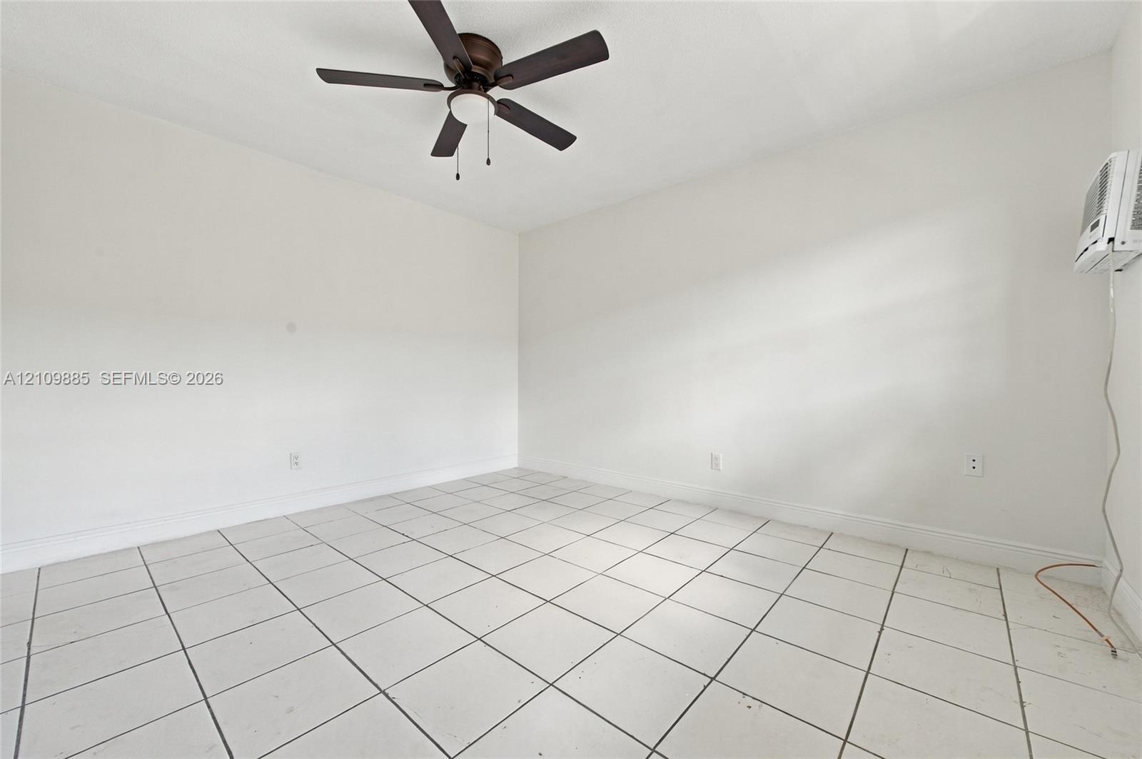 1921 Sw 69th Avenue 209 Property Photo 20