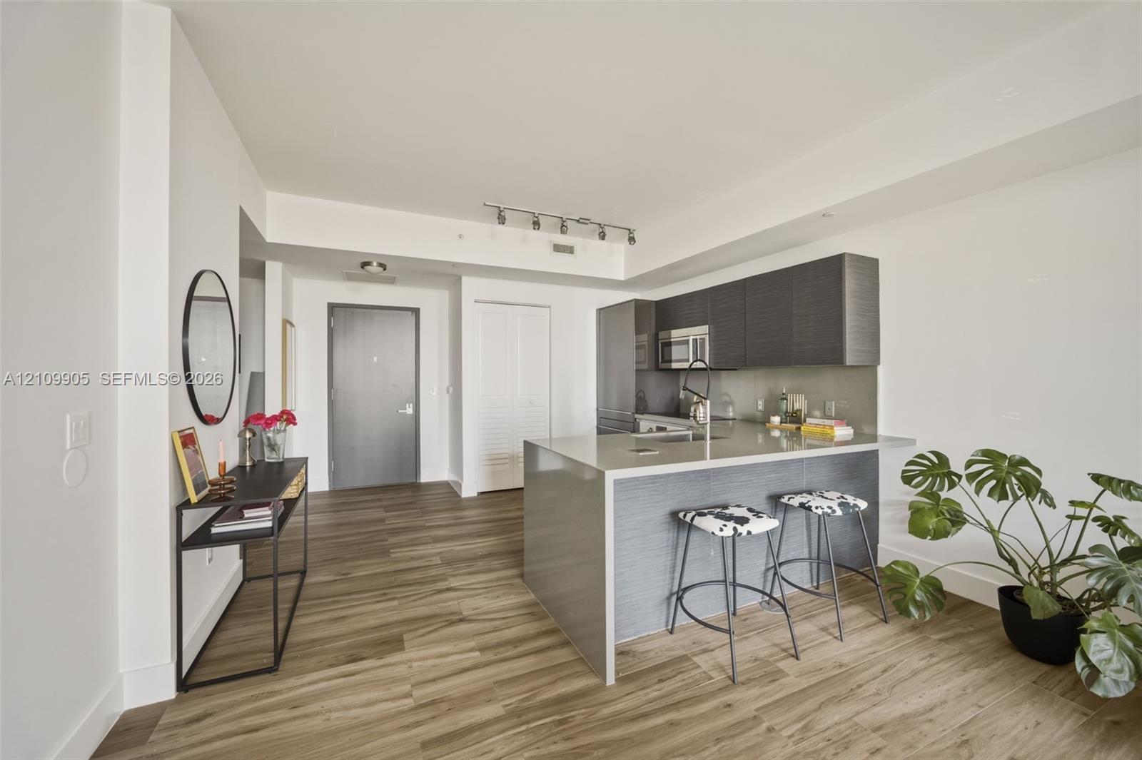 1080 Brickell Avenue 2302 Property Photo 8