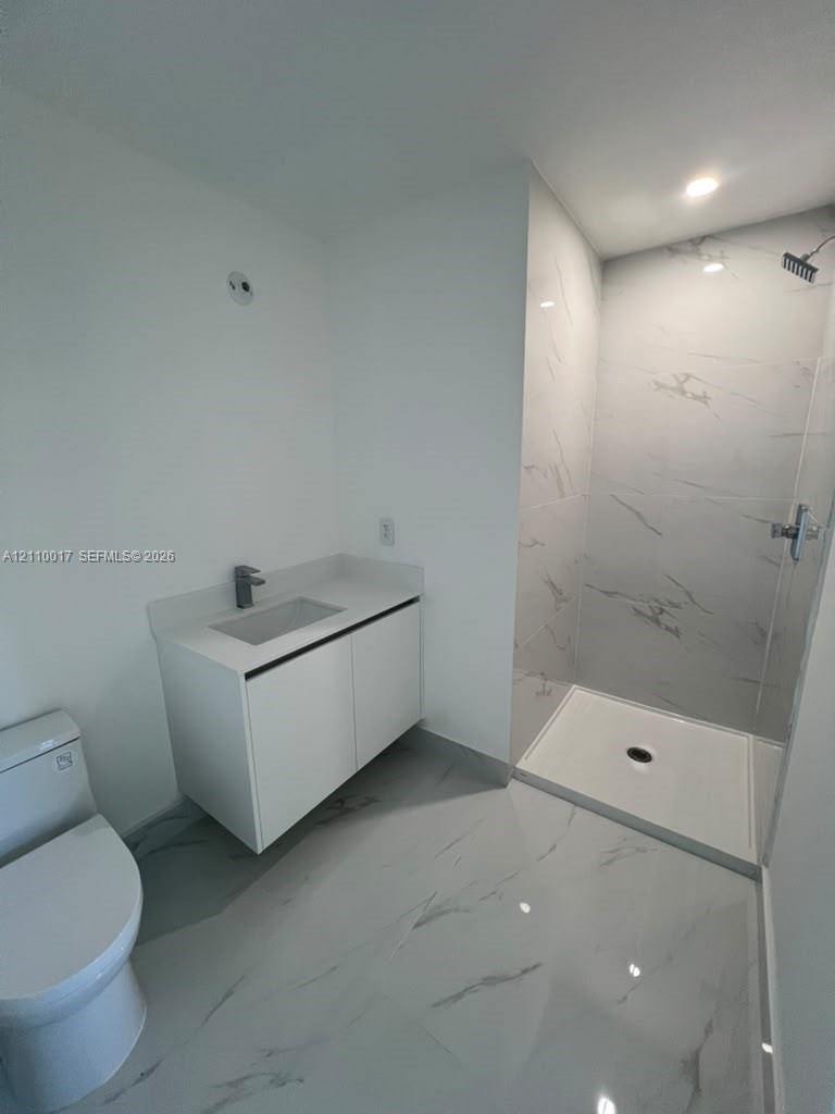 725 Ne 24th Street 4405 Property Photo 16