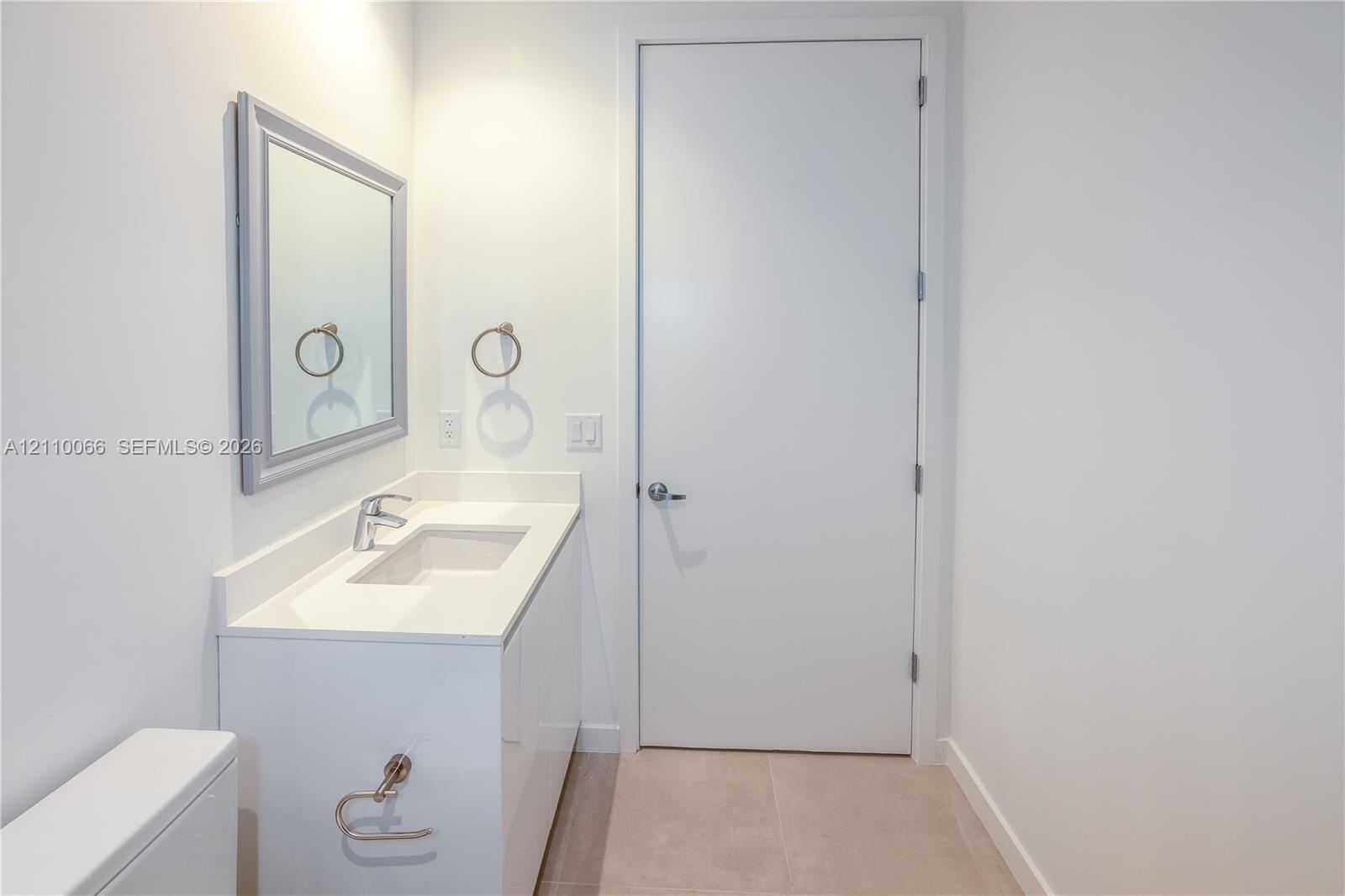 529 Sw 11th Street 101 Property Photo 11