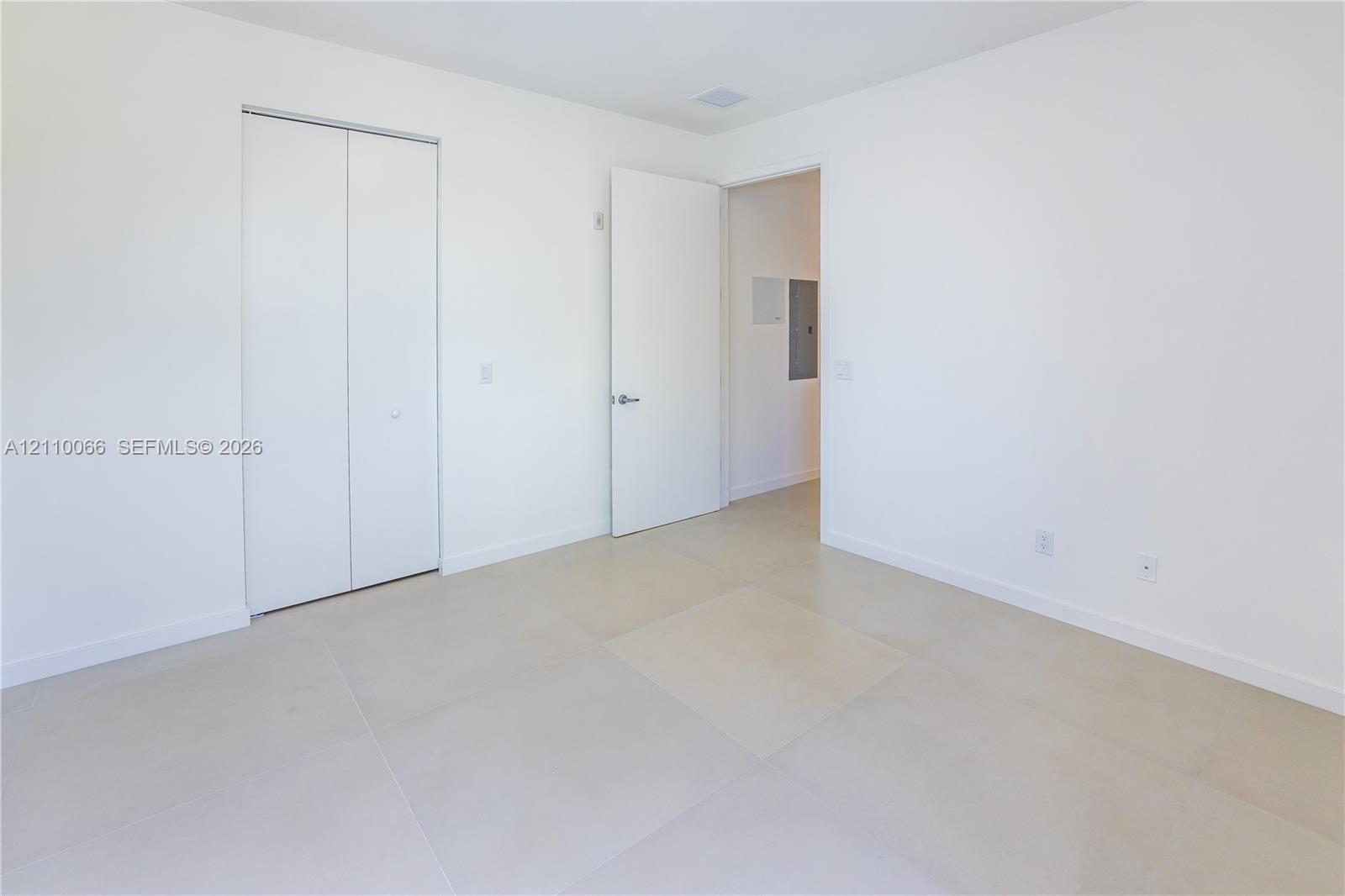 529 Sw 11th Street 101 Property Photo 14