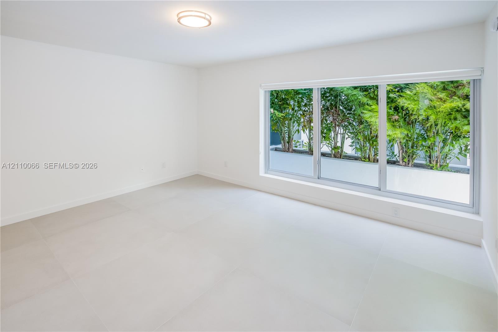 529 Sw 11th Street 101 Property Photo 16