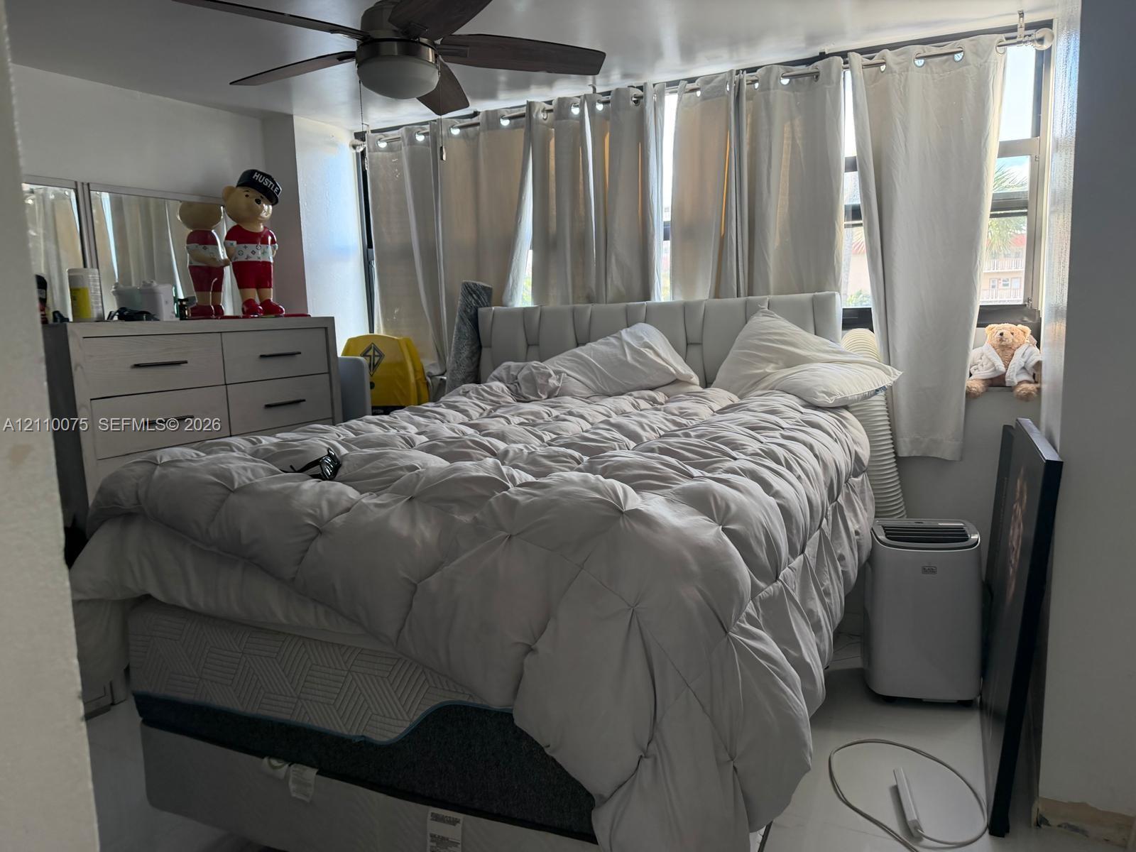 2017 S Ocean Drive 208 Property Photo 8