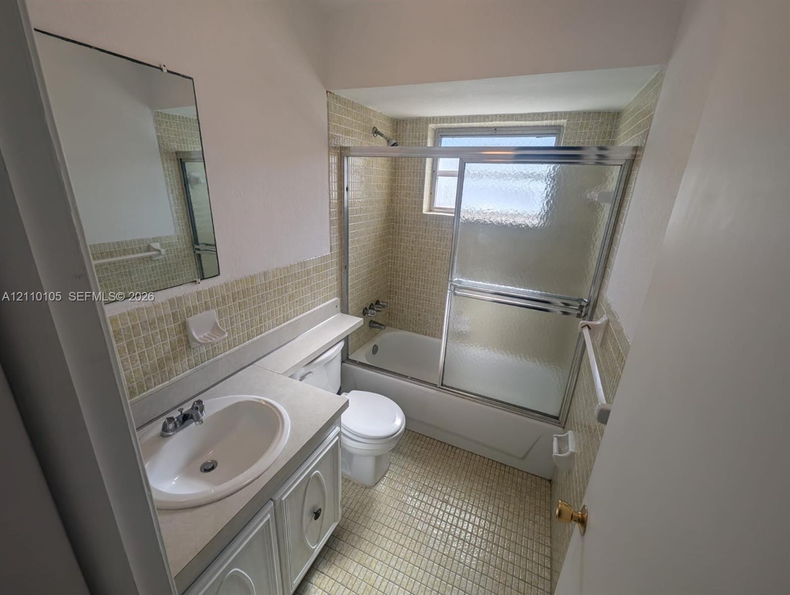 1832 Madison Street 203 Property Photo 17