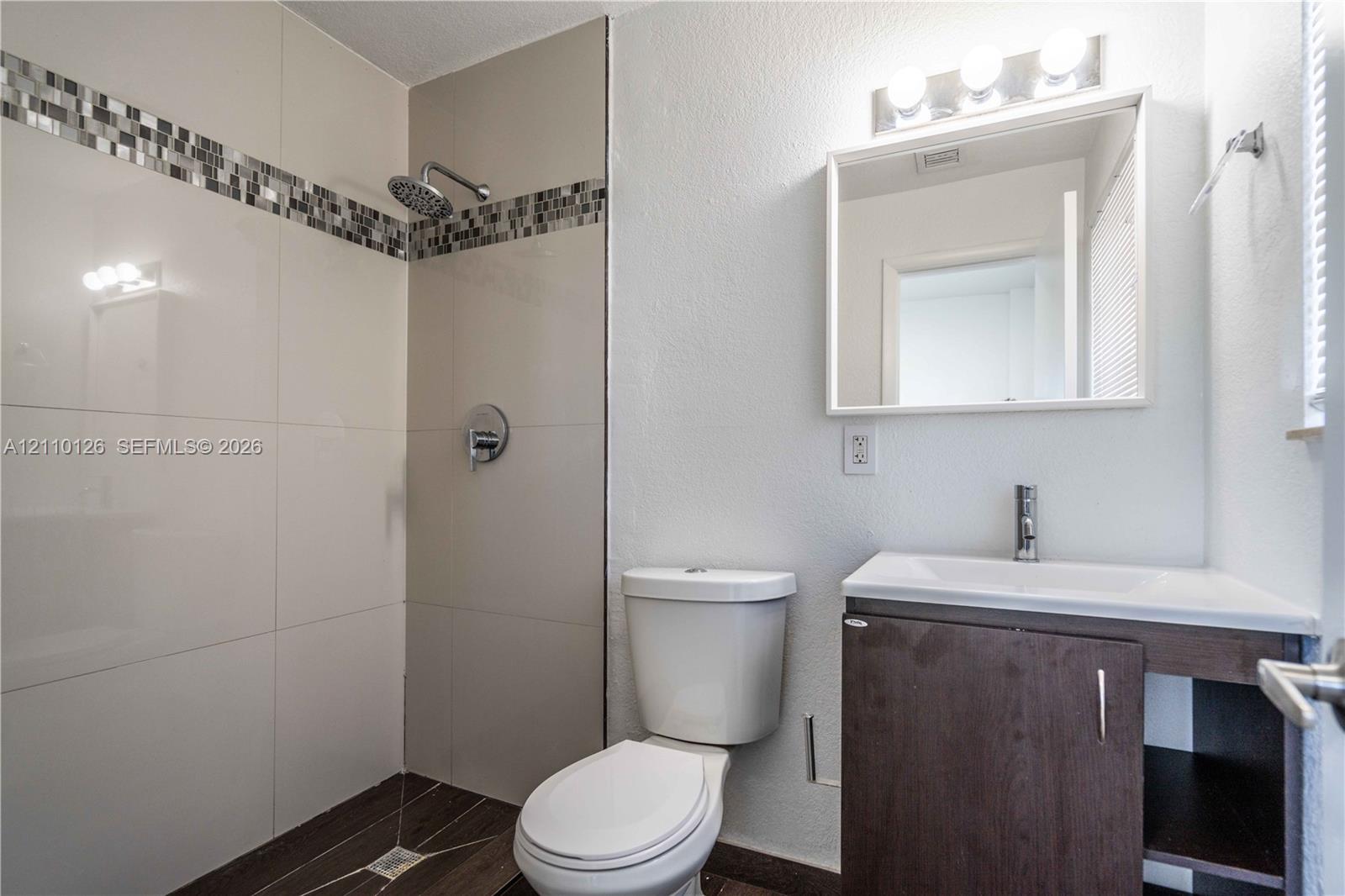 2180 Bay Drive 1b Property Photo 16
