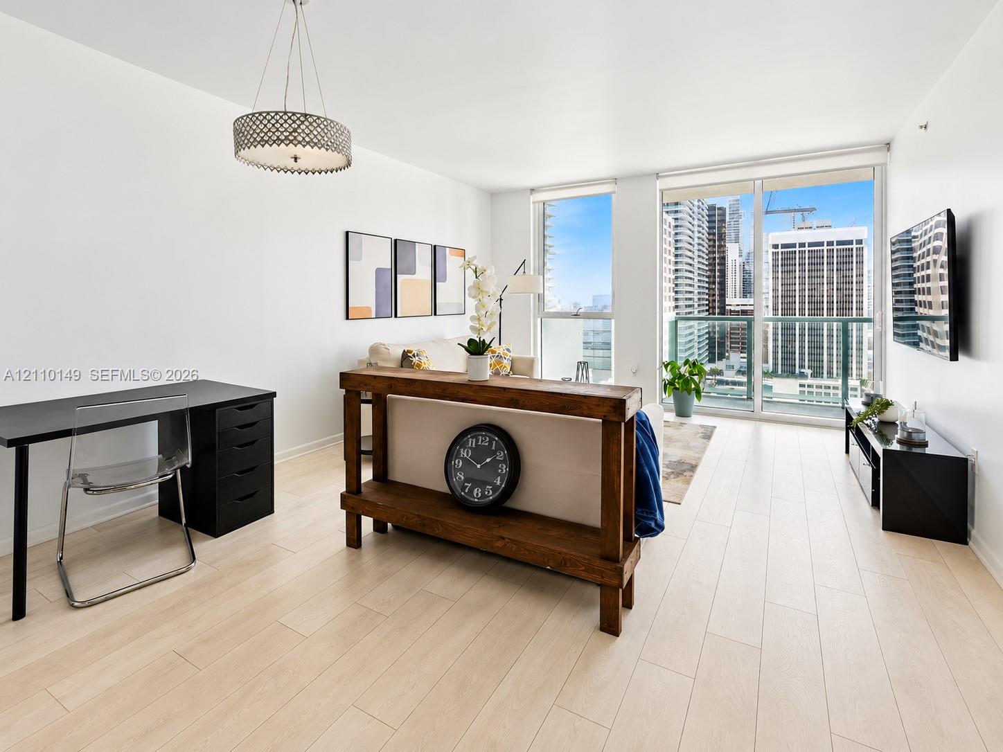 244 Biscayne Boulevard 2405 Property Photo 3