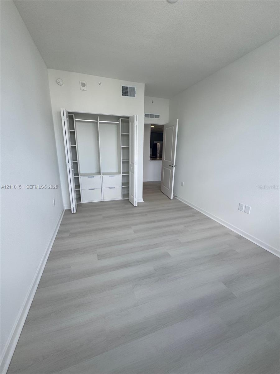 5563 Millenia Park Boulevard 527 Property Photo 12