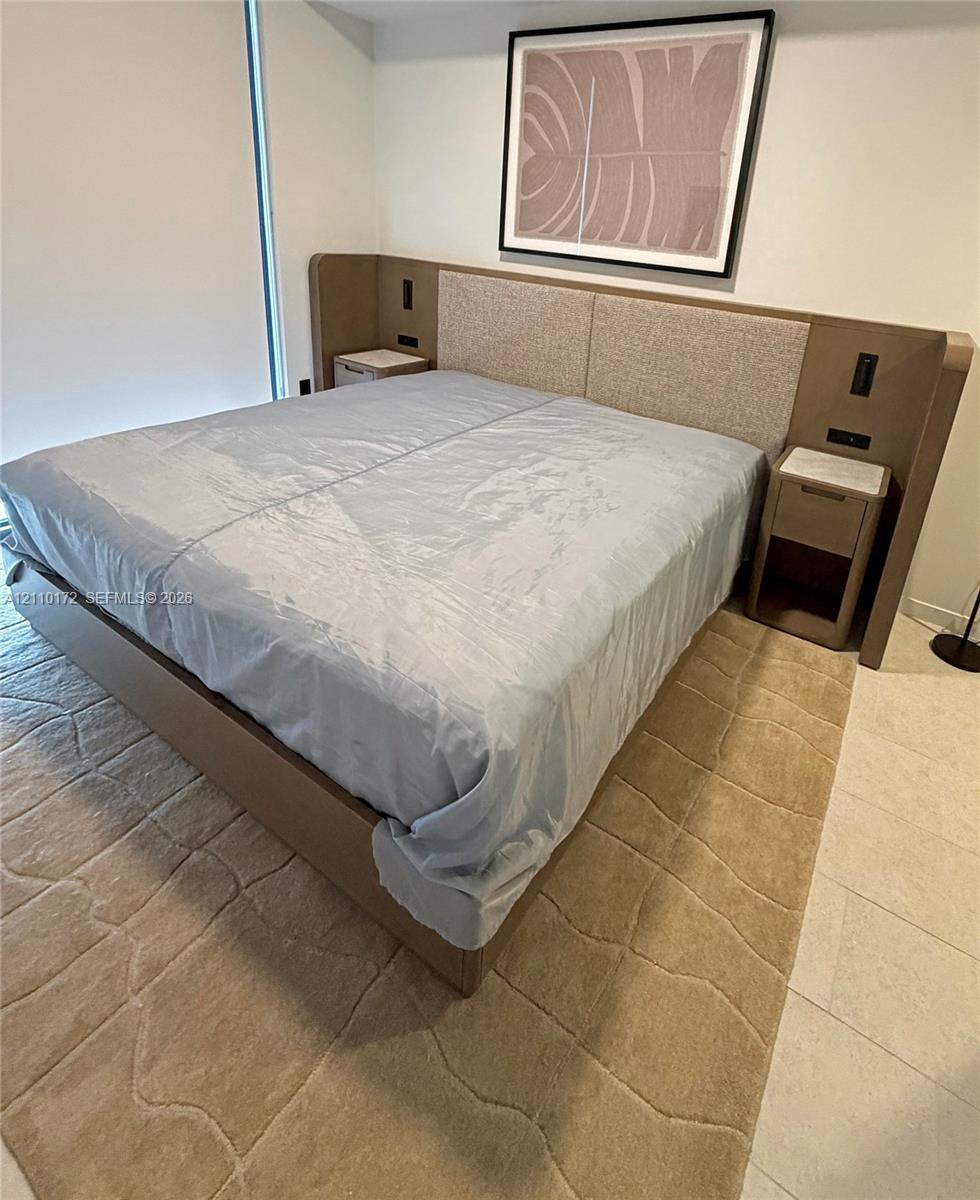 13899 Biscayne 1120 Property Photo 13