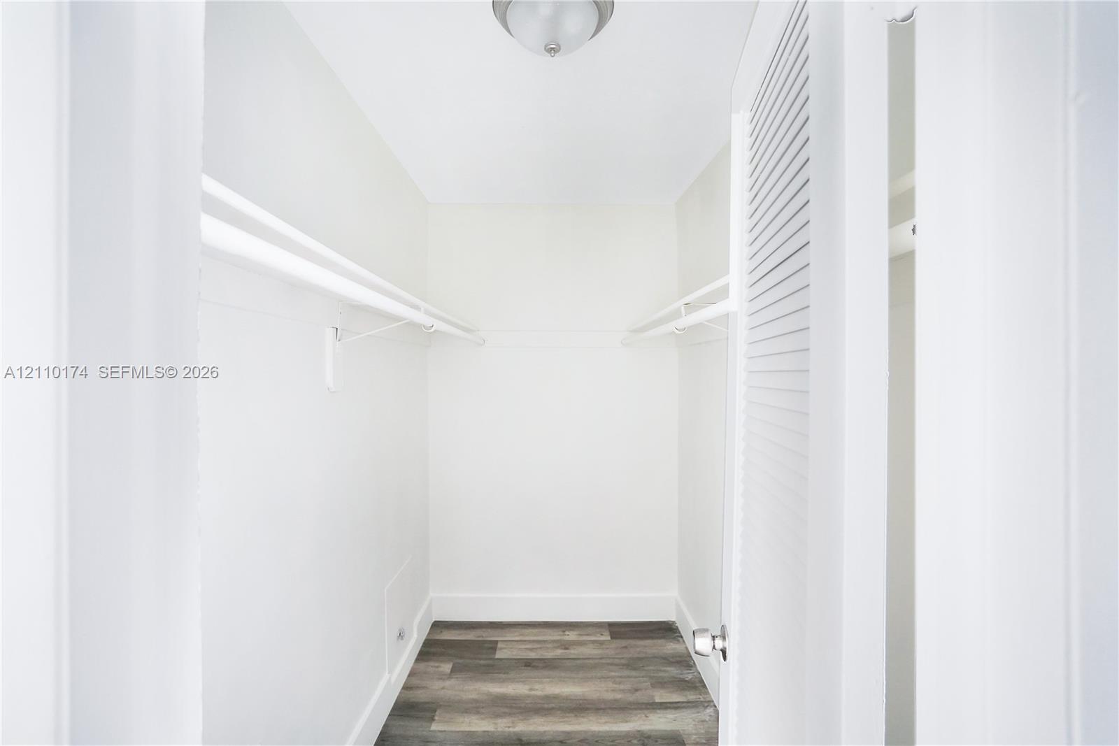 A12110174 Property Photo 17