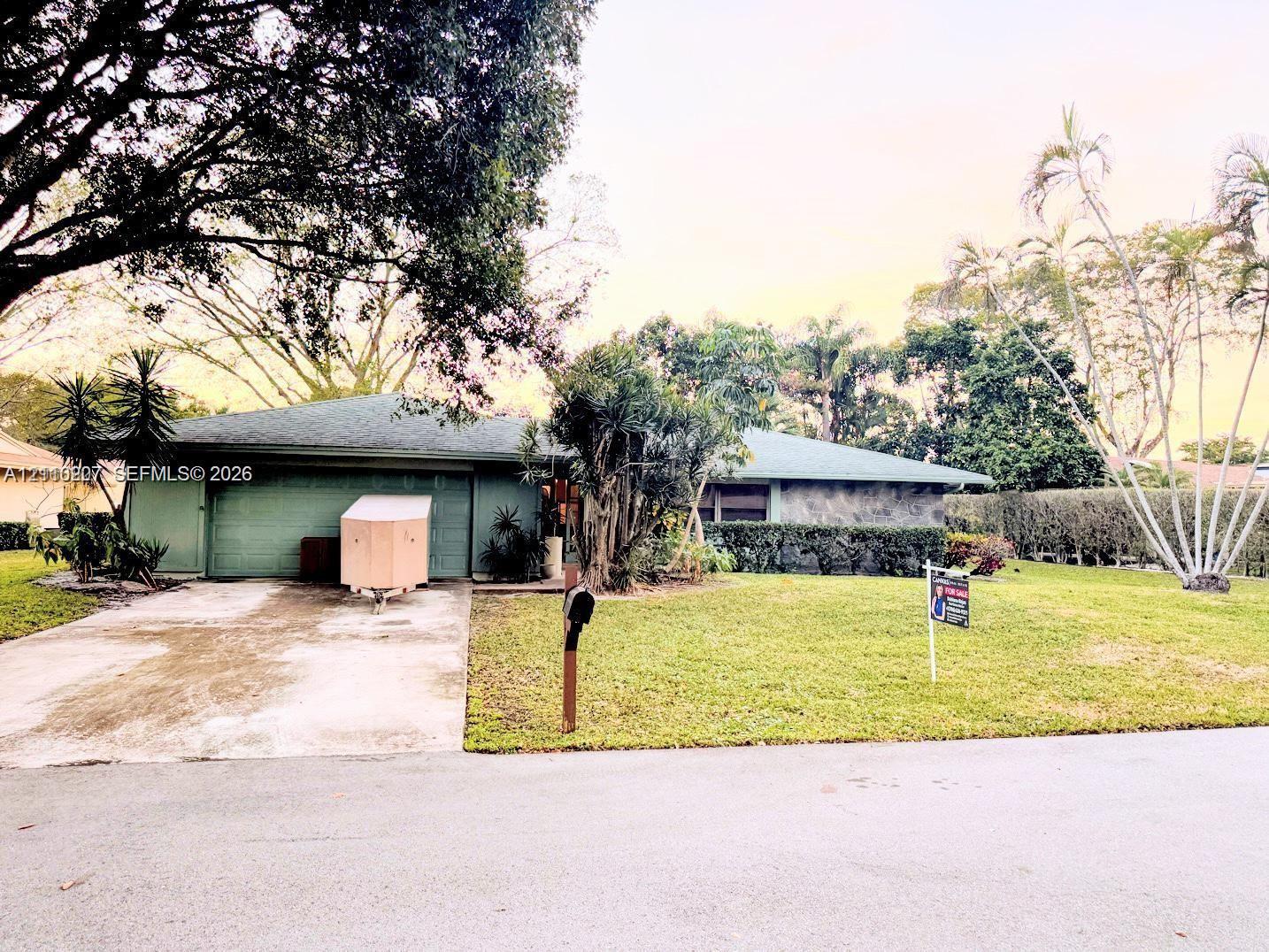 766 Nw 24th Avenue Property Photo 1