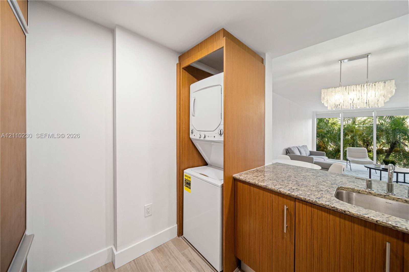 10275 Collins Avenue 224 Property Photo 8
