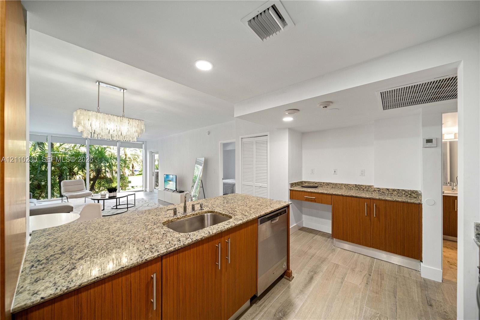 10275 Collins Avenue 224 Property Photo 10