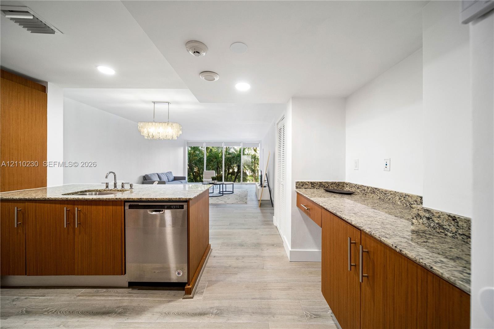 10275 Collins Avenue 224 Property Photo 11