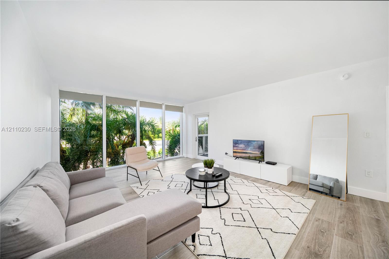 10275 Collins Avenue 224 Property Photo 13