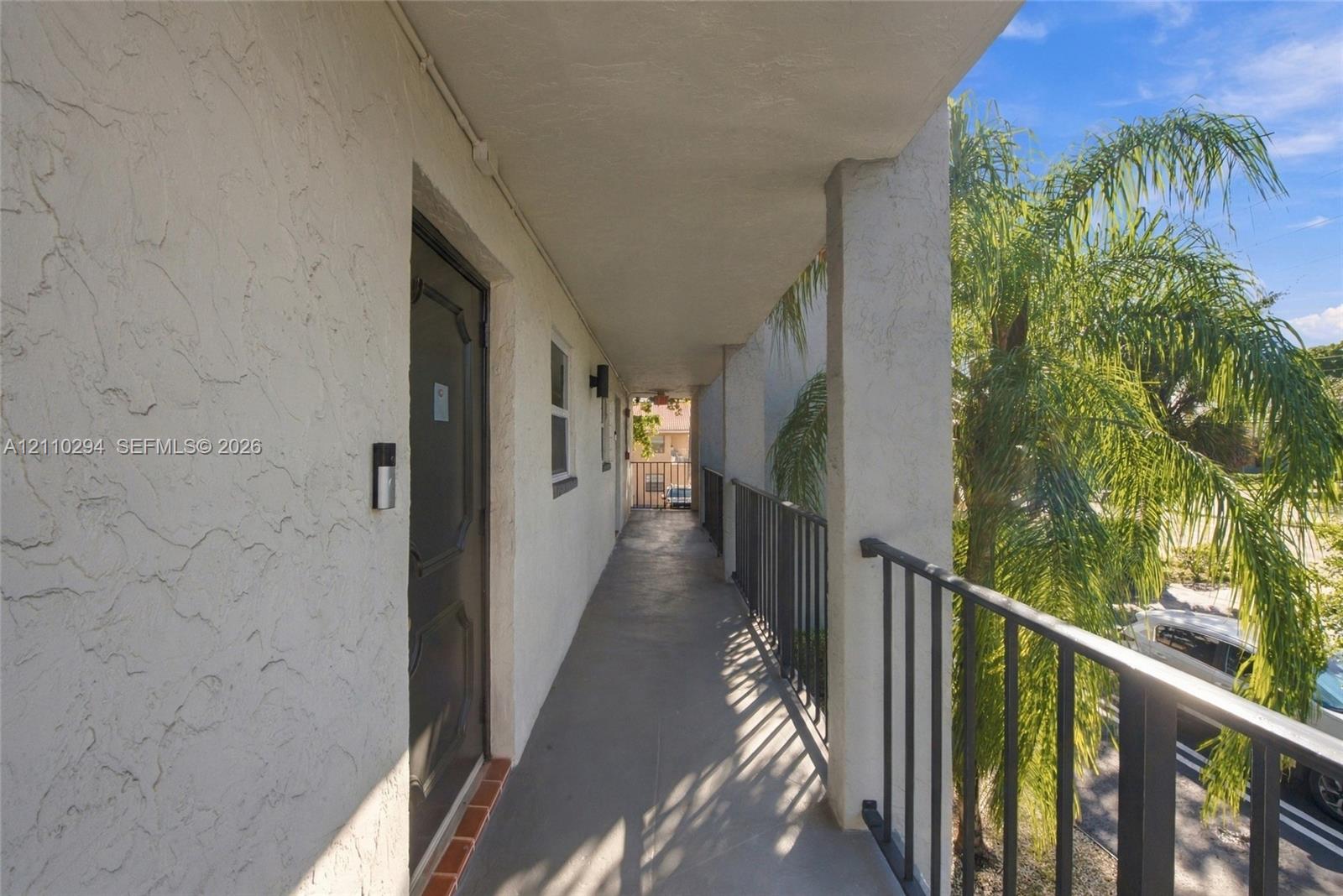 8605 W Sample Road 211 Property Photo 2