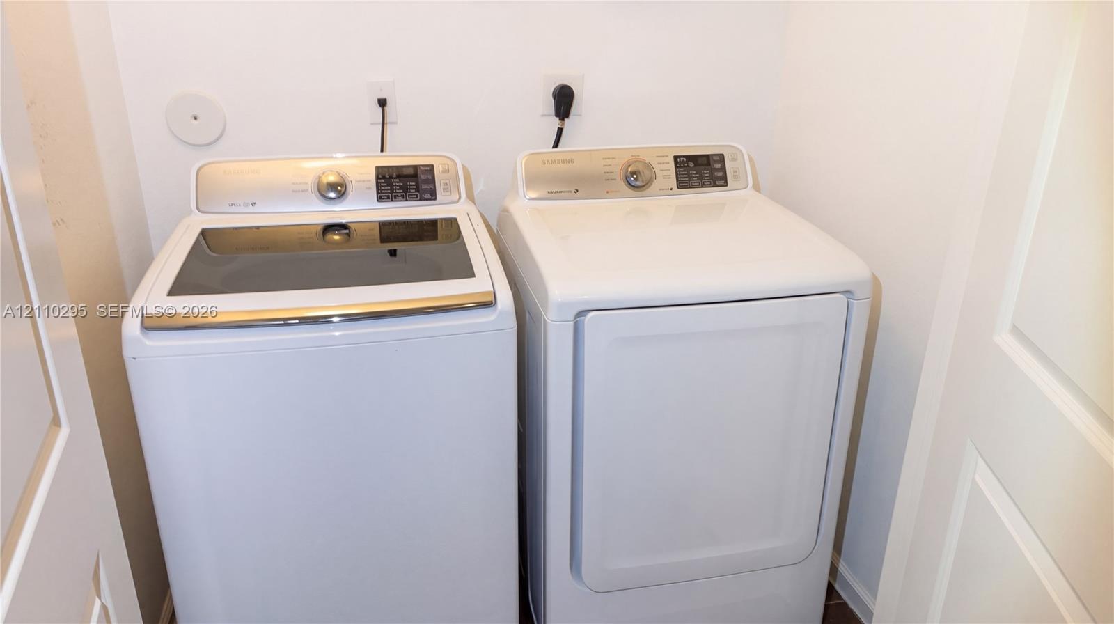 A12110295 Property Photo 18