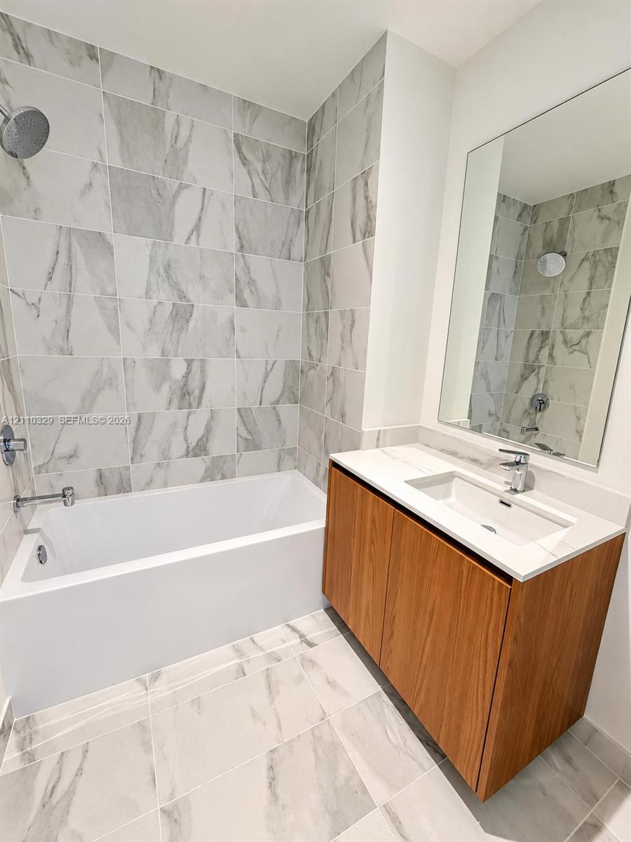 1400 Biscayne Boulevard 3302 Property Photo 12