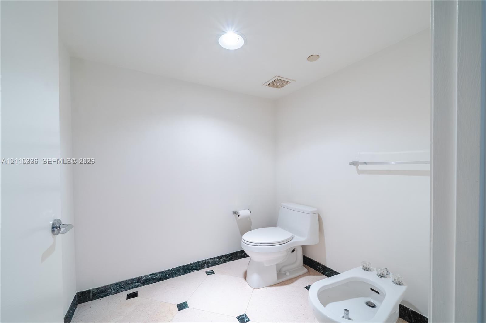 16445 Collins Avenue Ws-7b Property Photo 17