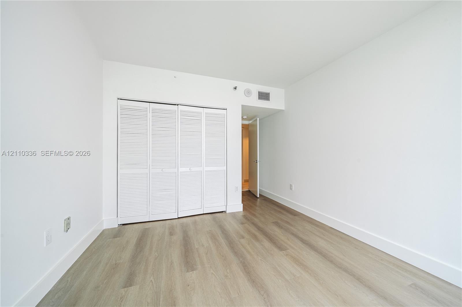 16445 Collins Avenue Ws-7b Property Photo 18