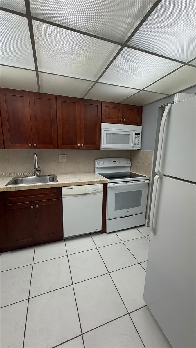 7911 N Colony Circle N 104 Property Photo 1