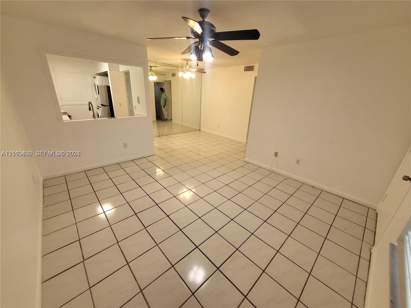 2500 W 67th Place 23-26 Property Photo 1