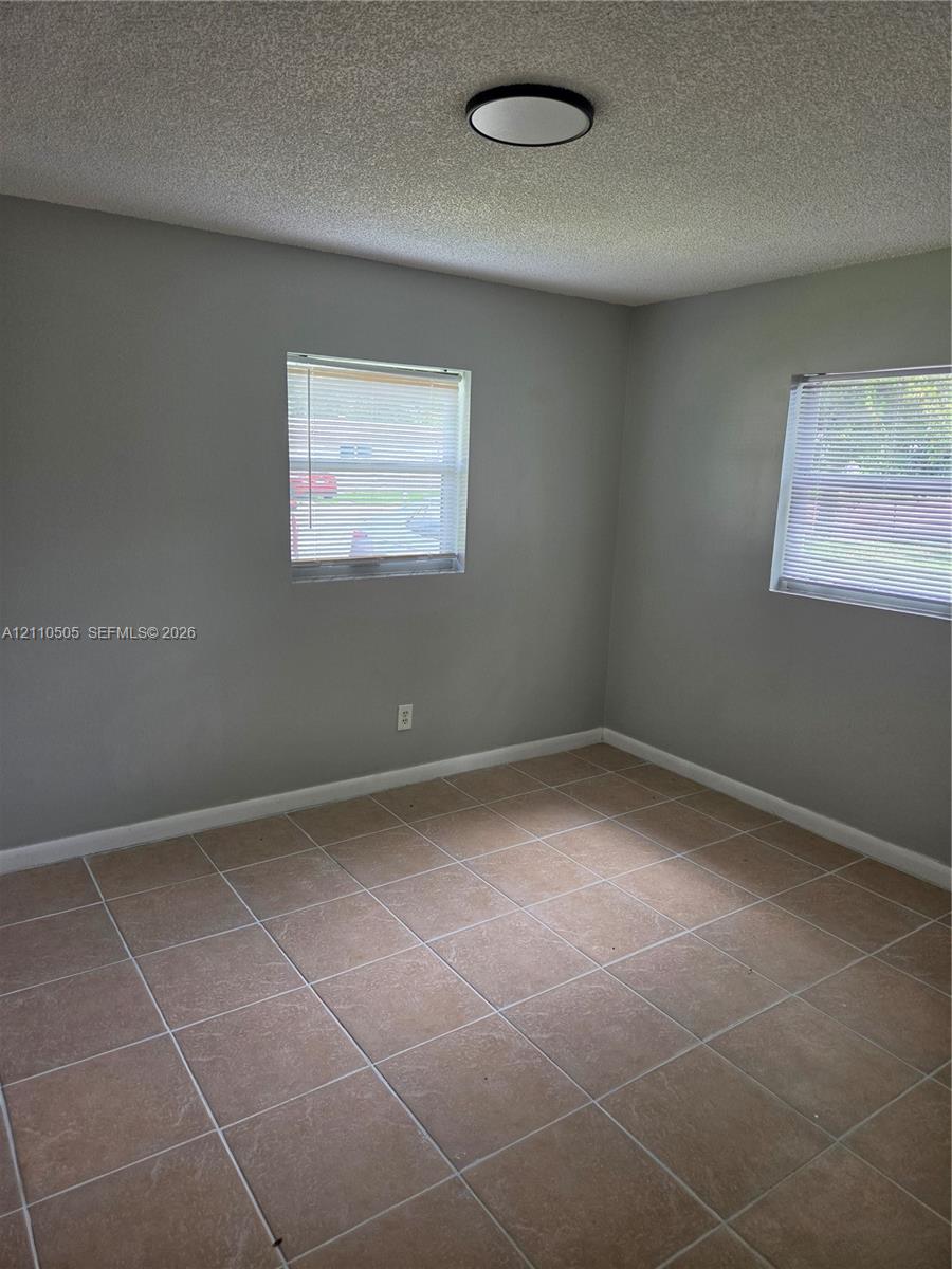 2105 Delaware Avenue A Property Photo 4