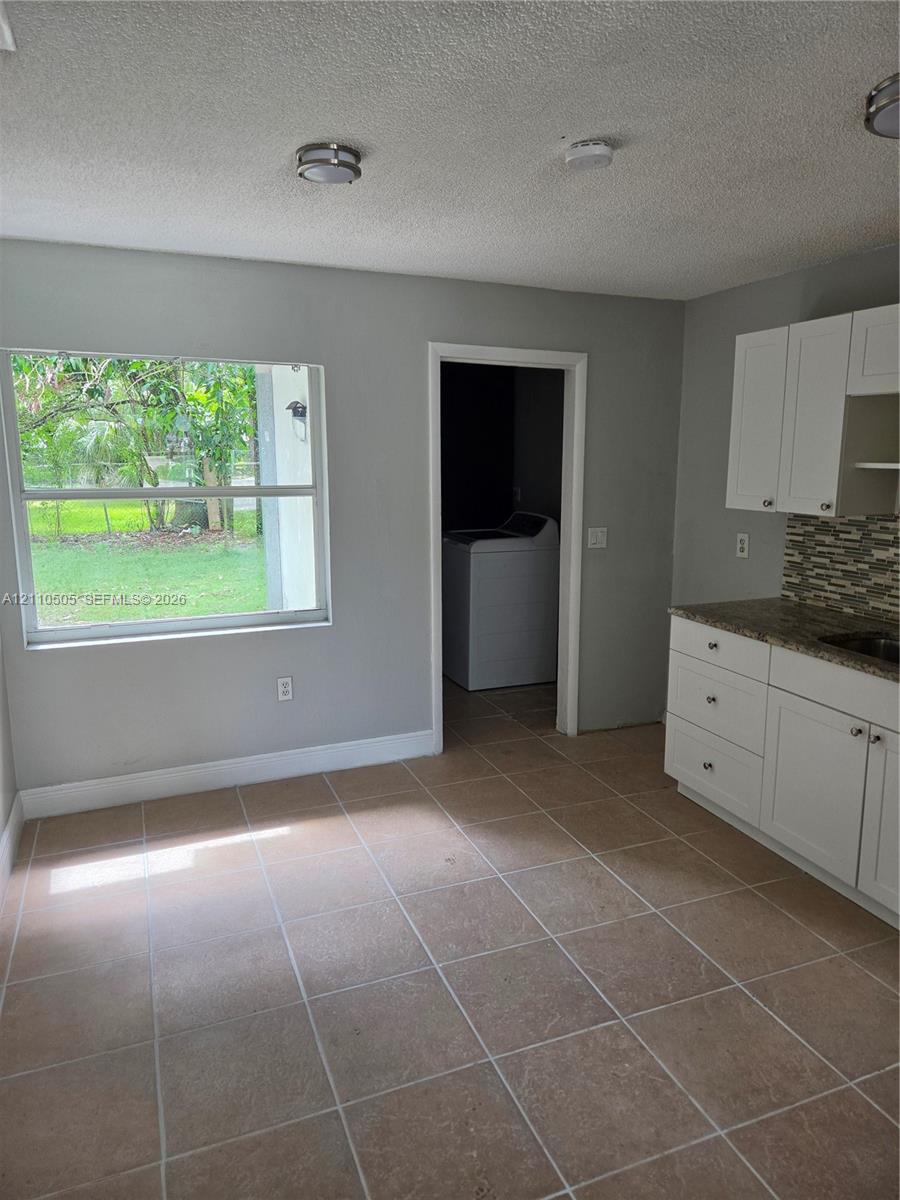 2105 Delaware Avenue A Property Photo 5
