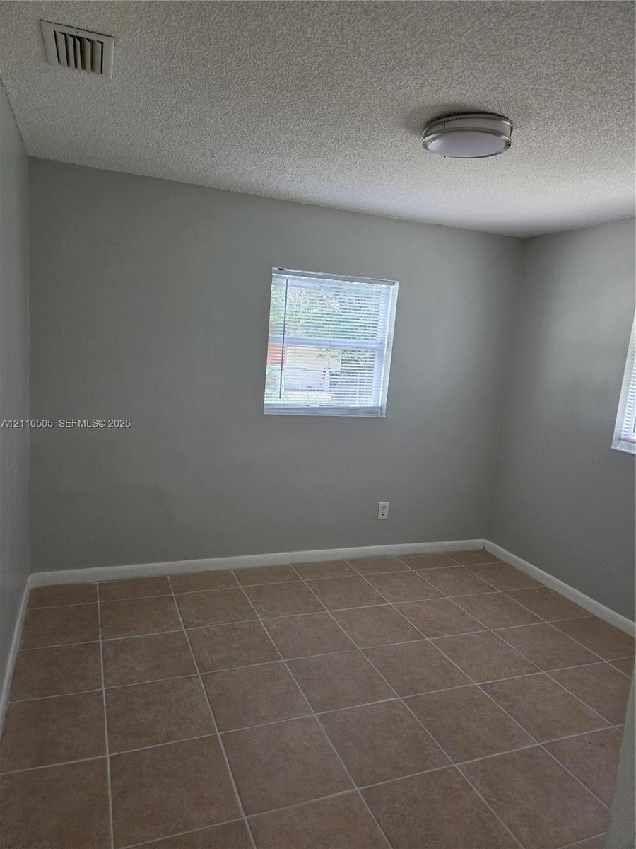 2105 Delaware Avenue A Property Photo 7