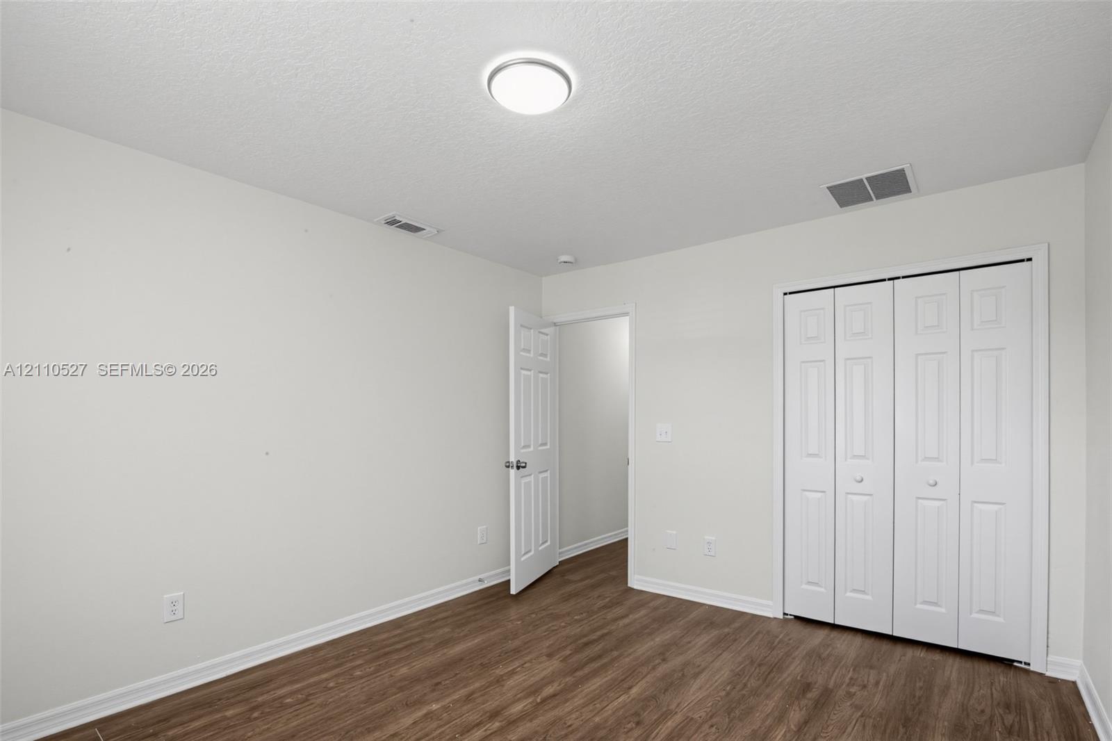 5509 Nw Commodore Terrace Property Photo 18