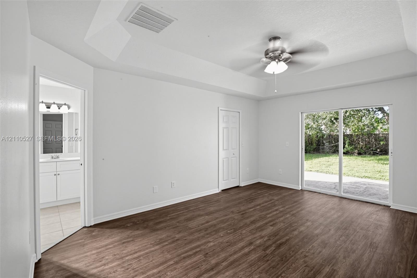 5509 Nw Commodore Terrace Property Photo 25