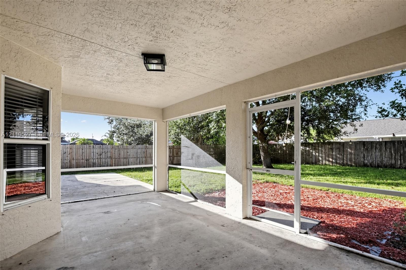 5509 Nw Commodore Terrace Property Photo 36