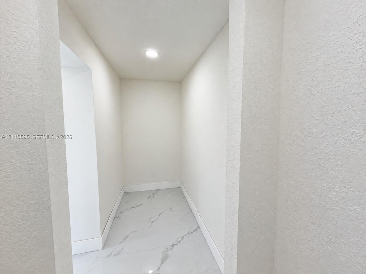 2125 Nw 158th Street Property Photo 12