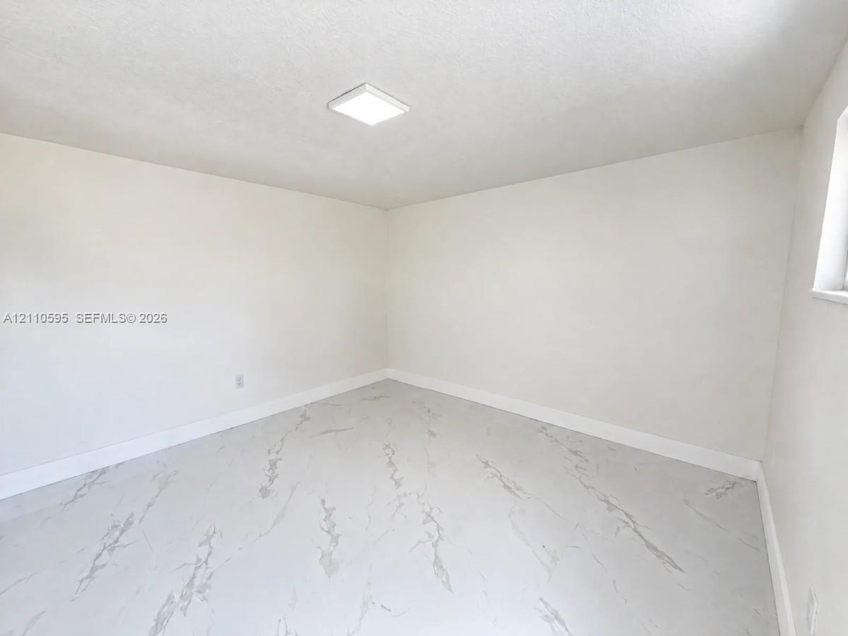 2125 Nw 158th Street Property Photo 14